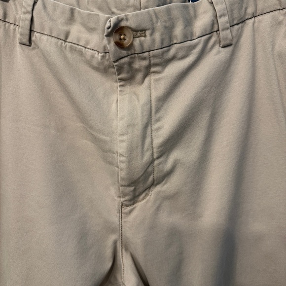 Men's VINEYARD VINES KHAKIS - Picture 2 of 5